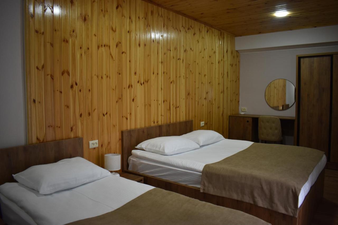 Lileo Inn Hotel เมสเตีย ภายนอก รูปภาพ