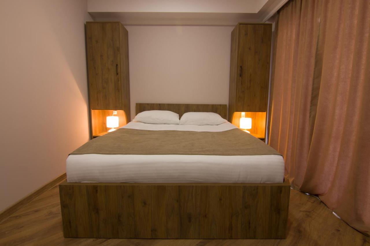 Lileo Inn Hotel เมสเตีย ภายนอก รูปภาพ